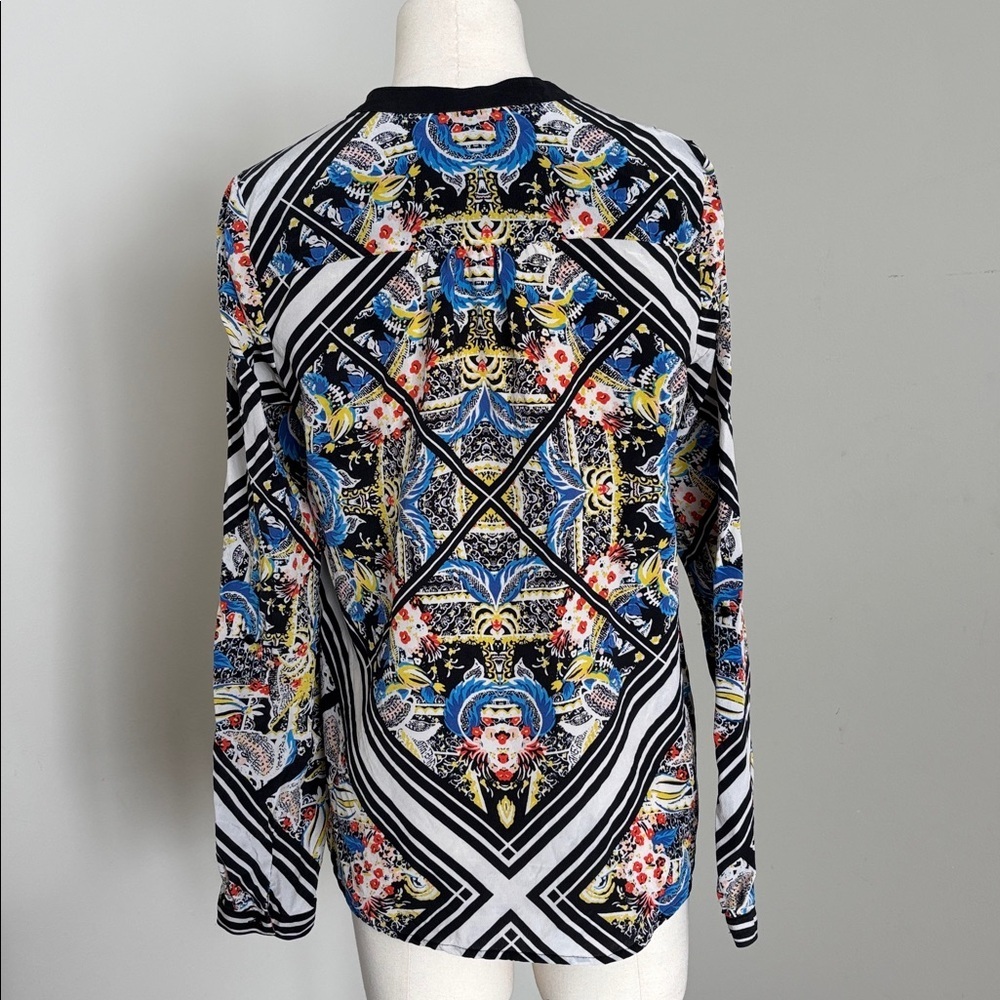 Twelfth Street by Cynthia Vincent 100% Silk Patterned Blouse SzS - Picture 6 of 10